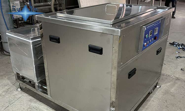 超聲波清洗機為什么能“撕裂”錫紙？揭秘空化效應的威力與禁忌